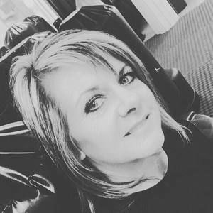 Meet your Posher, Dee